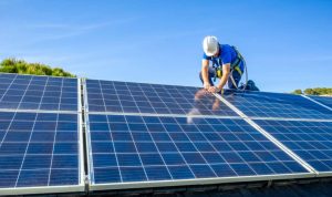 Installation et mise en production des panneaux solaires photovoltaïques à Poussan